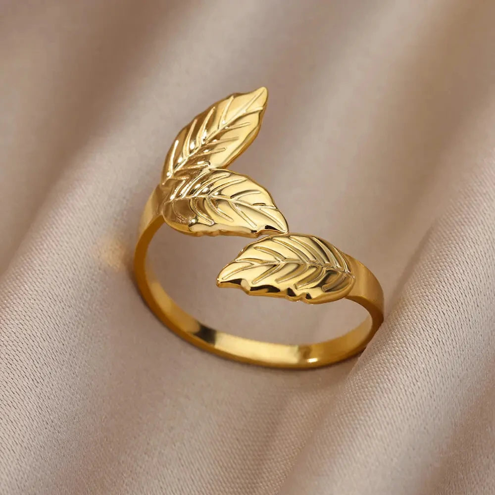 Classic Gold Ring