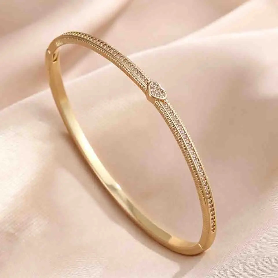 Heart Glow Bracelet