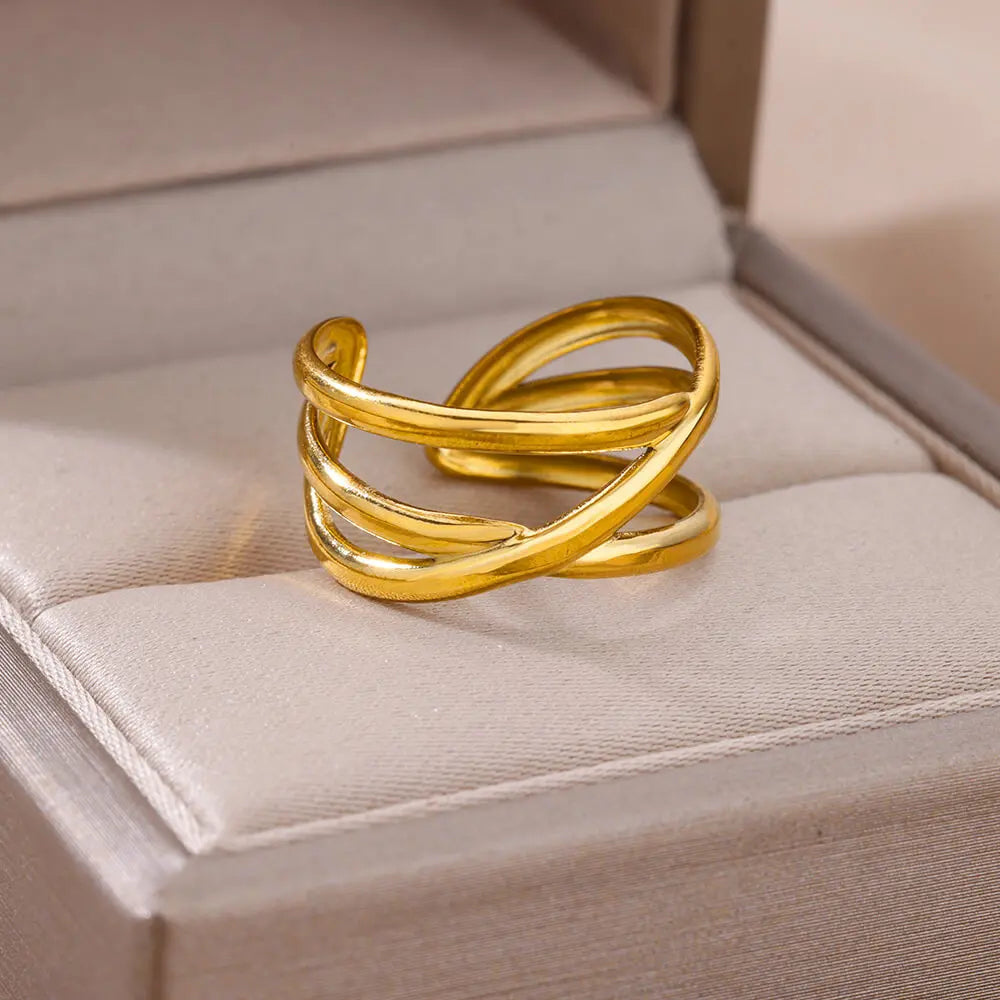 Classic Gold Ring