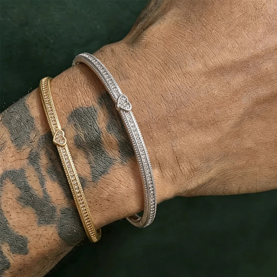 Heart Glow Bracelet