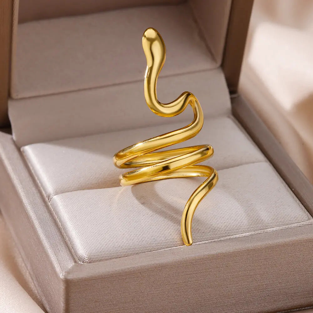 Classic Gold Ring